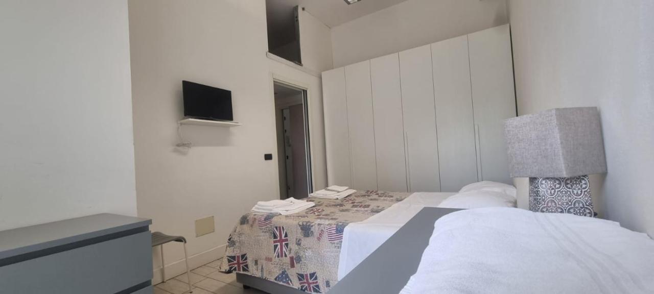 Casa Adriana Apartment Пиаченца Екстериор снимка